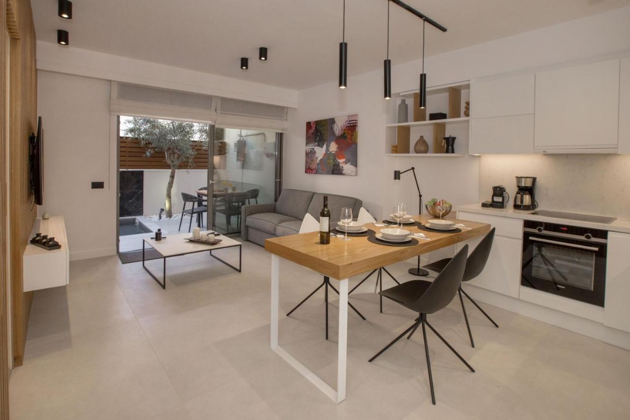 Acropolis Golden Suites By Ghh Athene Buitenkant foto