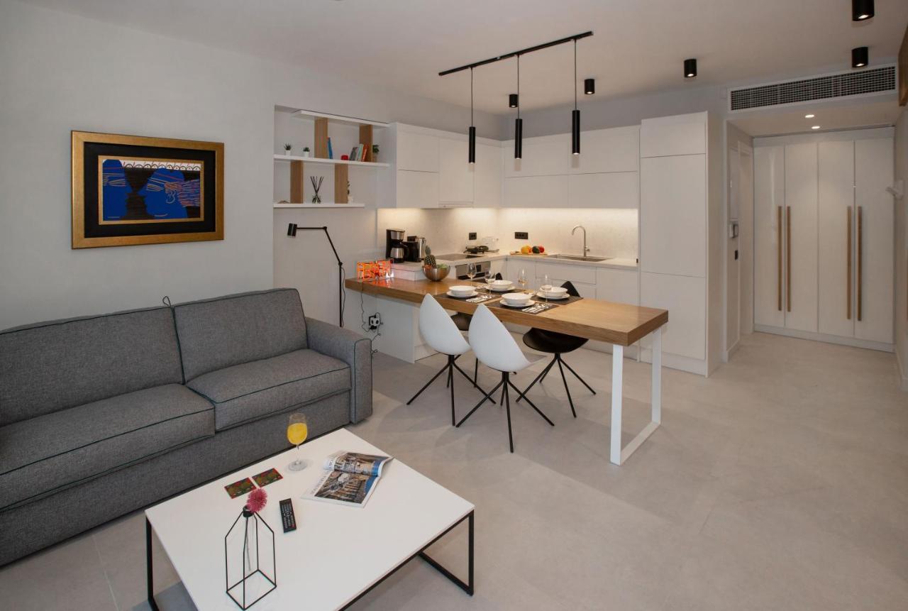 Acropolis Golden Suites By Ghh Athene Buitenkant foto
